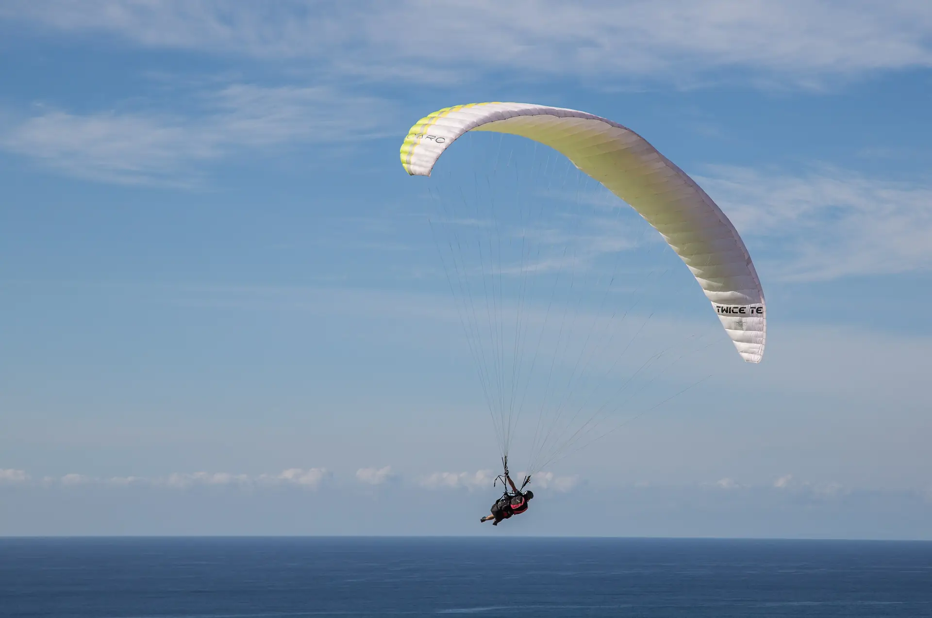 A paraglider above Black's Beach at the Torrey Pines cliff